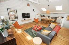 The Mill House - by Brighton Holiday Lets